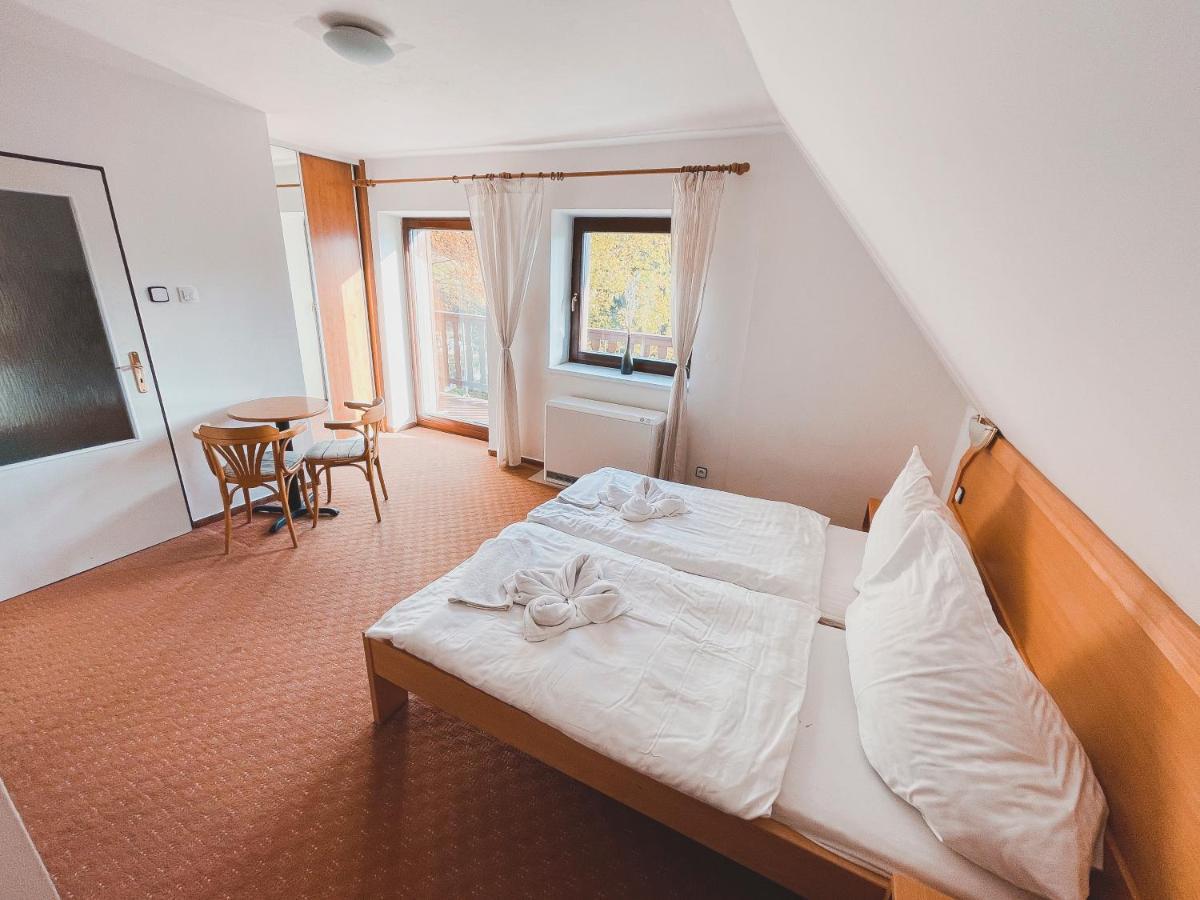 Horsky Hotel Idol Горни-Мисечки Экстерьер фото