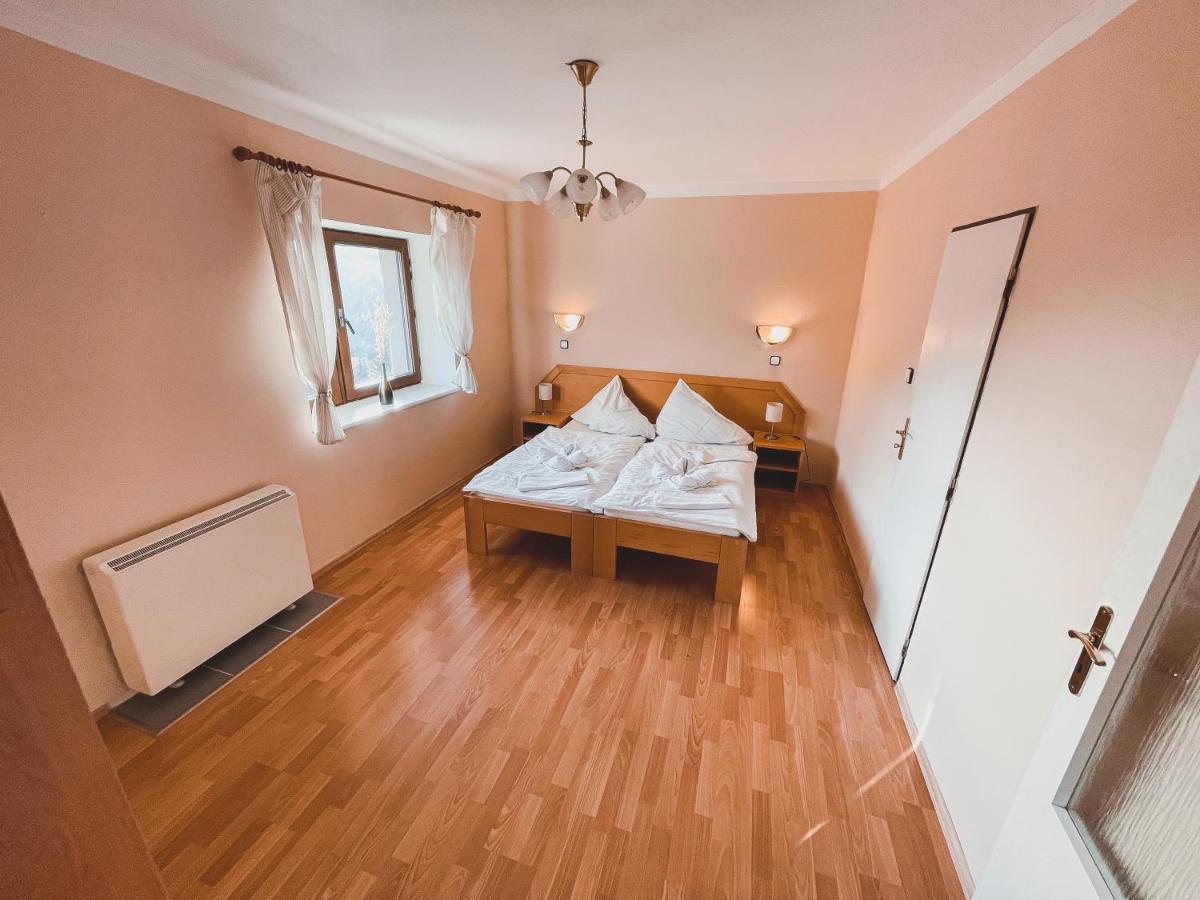 Horsky Hotel Idol Горни-Мисечки Экстерьер фото